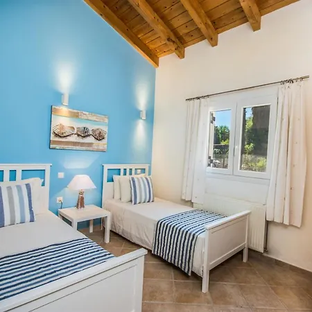 Kalokairi فيلة Áfra